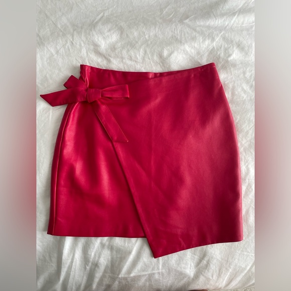 Lovers + Friends Dion Mini Skirt in Cherry Red - Picture 3 of 6